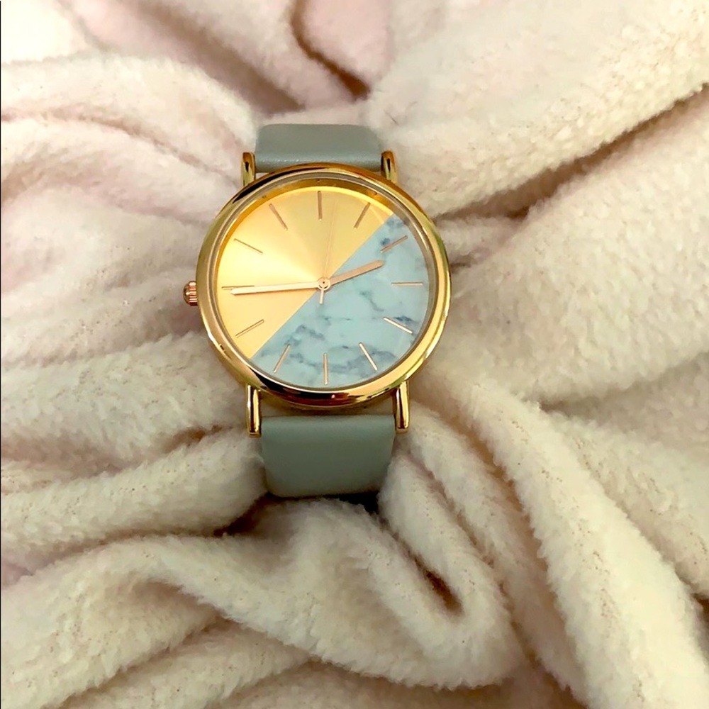 Claire’s Fashion Watch